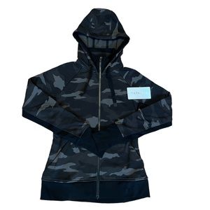 NWT ATHLETA Triumph black camo printed hoodie size small